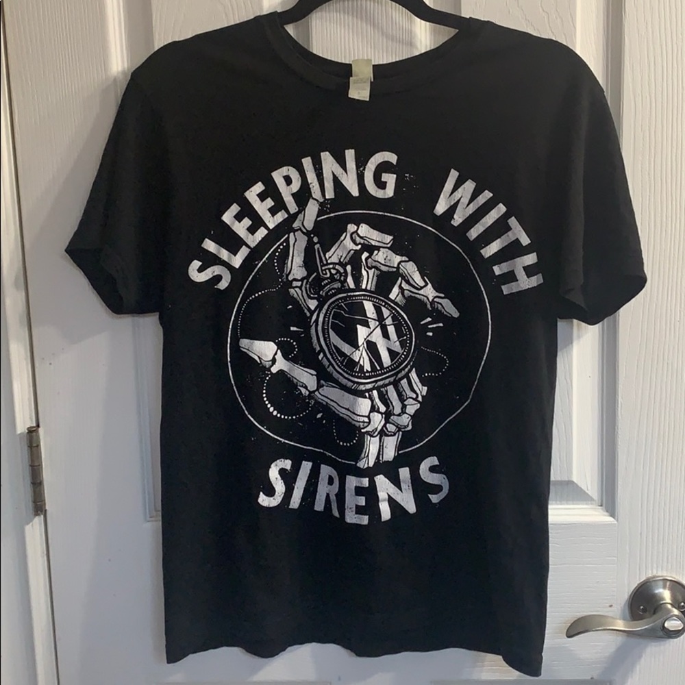 Sleeping with sirens band tee